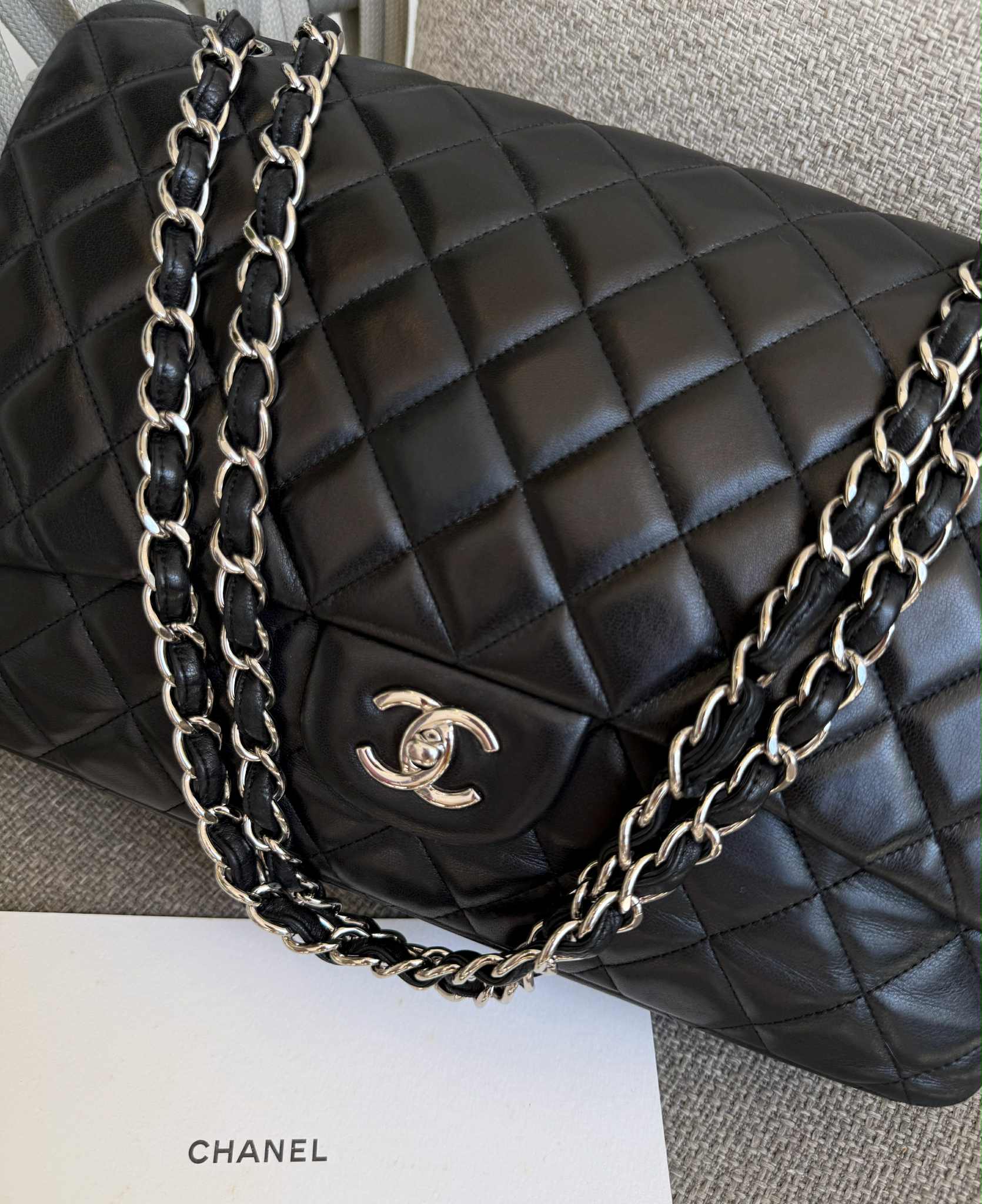 Chanel Classic Flap Maxi - Black Lambskin - photo 2
